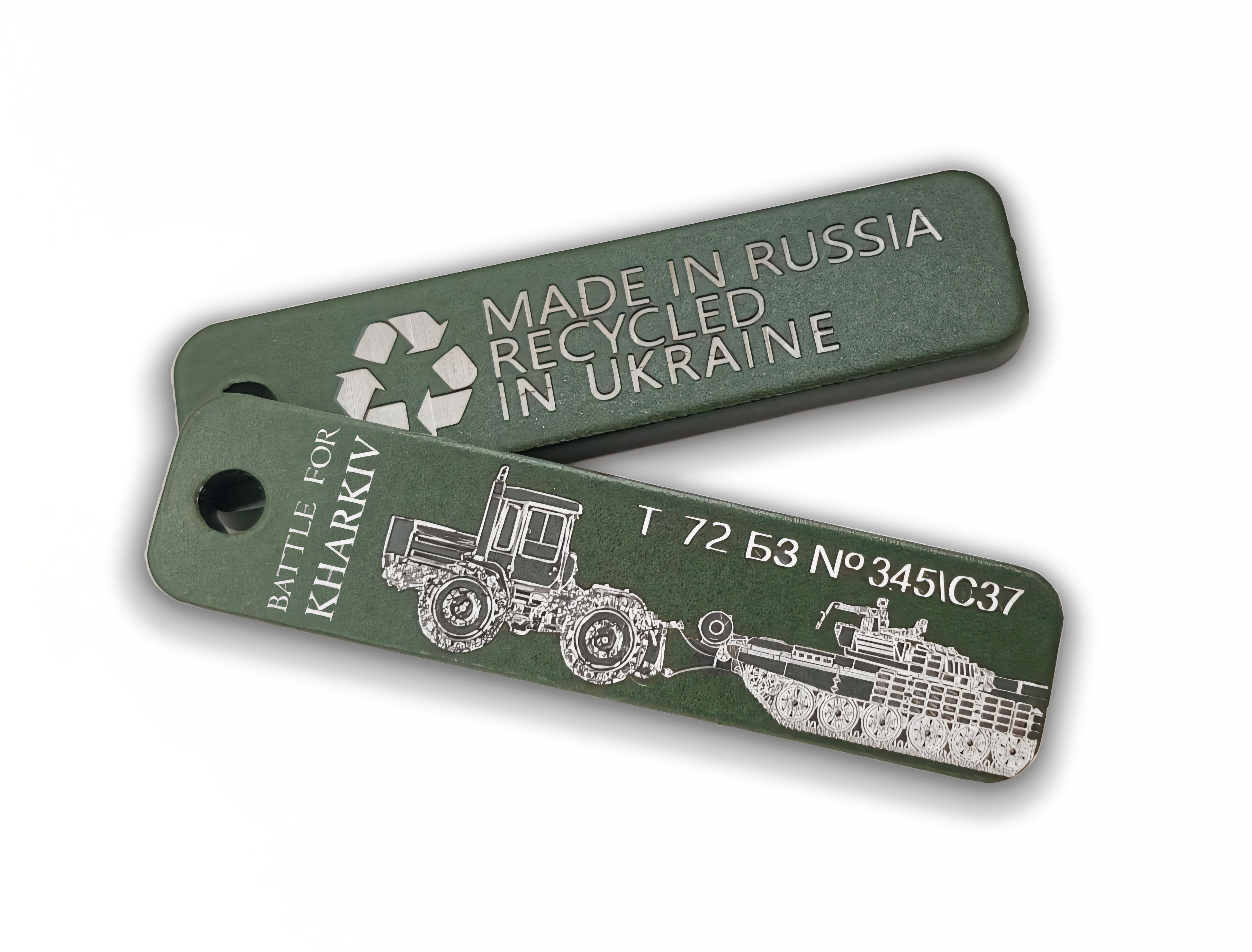 Military☆★リメイク缶✨️3個セット Handmade Tank Fragment Keychain | MemorySteel USA